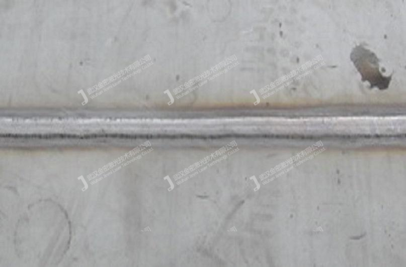 激光焊接机在焊接不锈钢板材下的应用